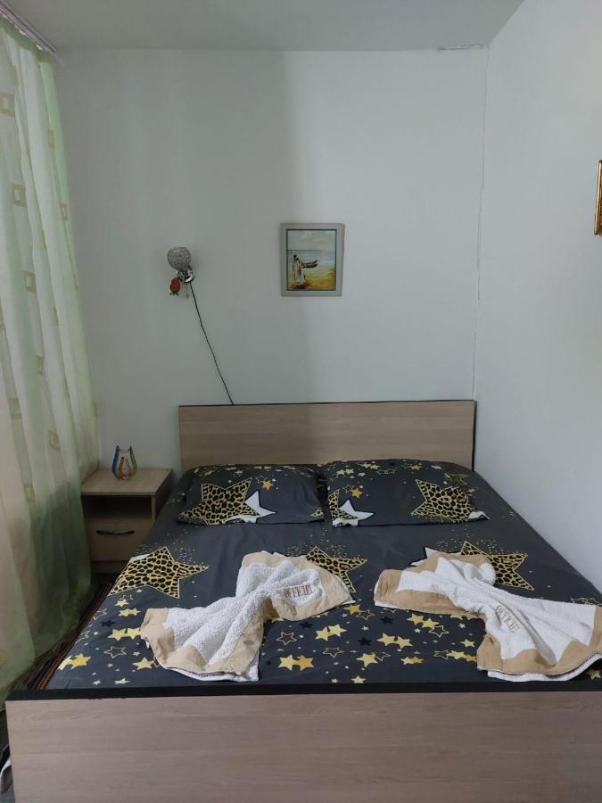 Madona'S Apartment Тбилиси Экстерьер фото